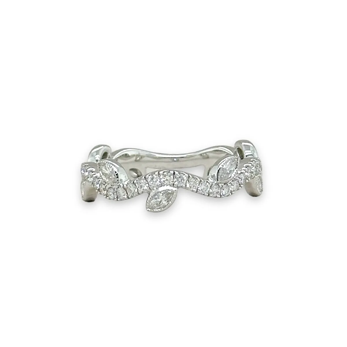 14K W Gold 0.40ctw G/SI1 Diamond Leaf Design Ring