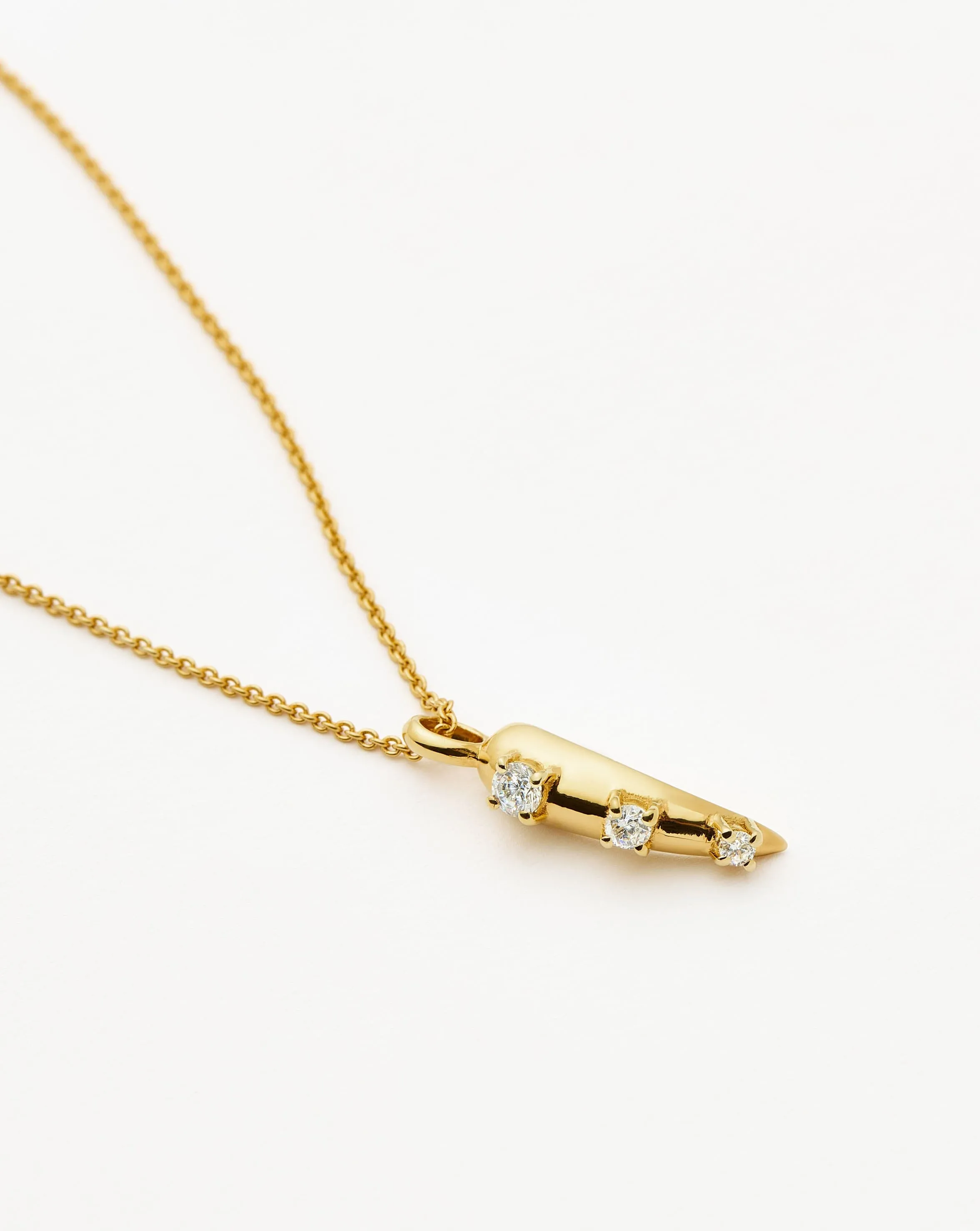 Claw Studded Pendant Necklace