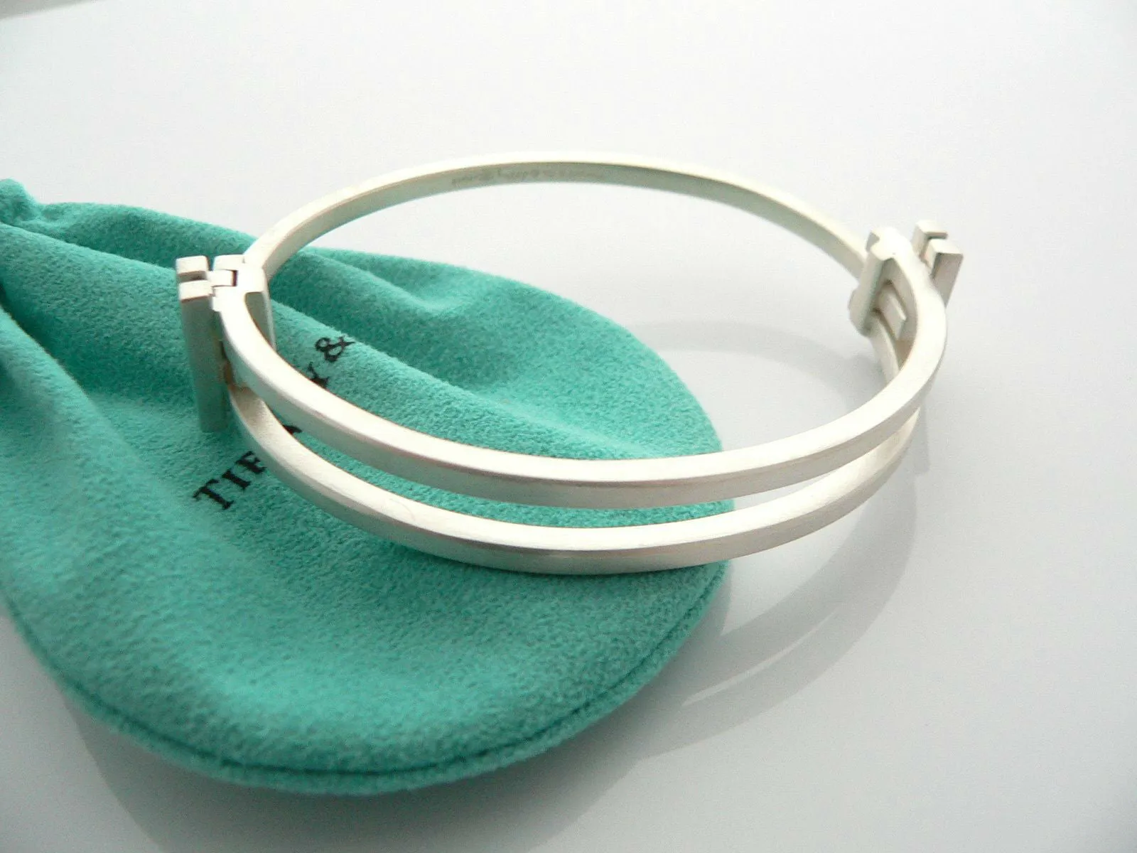 Tiffany & Co Silver Gehry Axis Bangle Bracelet Cuff Rare Gift Pouch Love Art